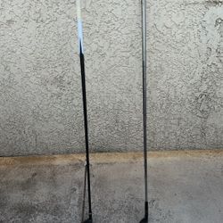 2 Non Gripped Clubs 
