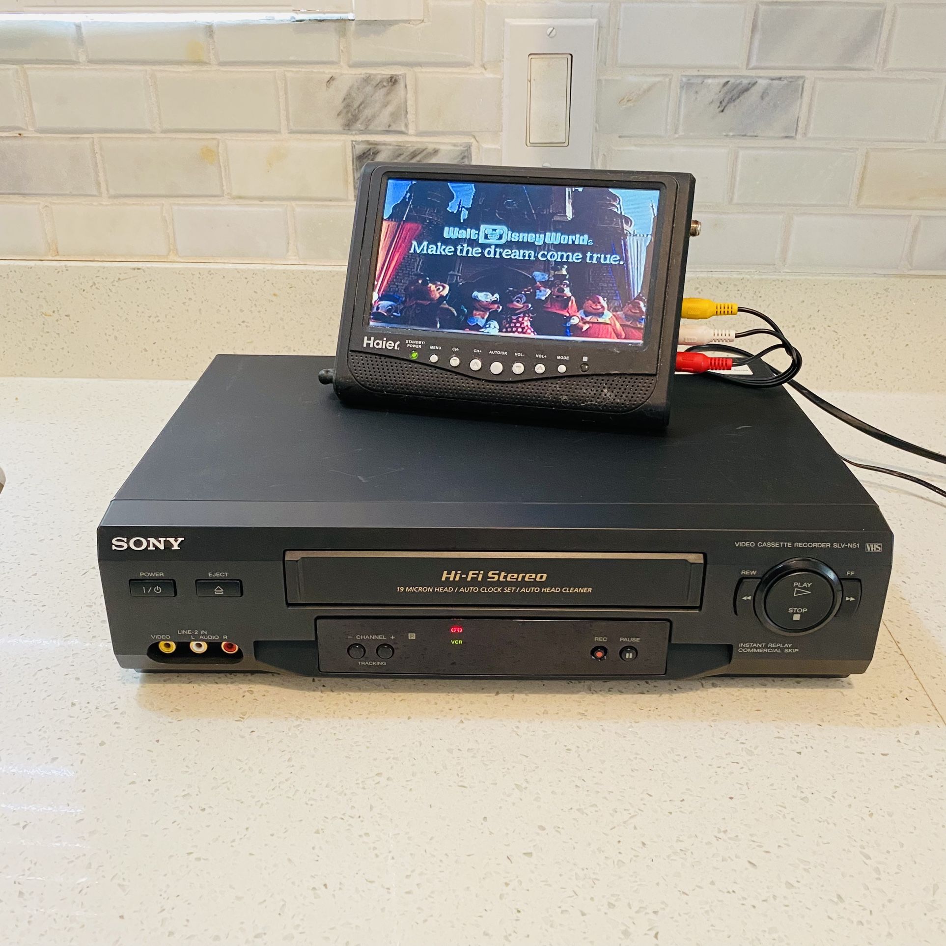 Sony SLV-N51 VHS VCR Player Recorder 4 Head HiFi Stereo w/ Remote Control Tested