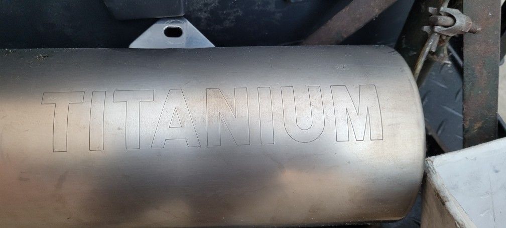 2004 Kawasaki Zx12 Muffler Still New