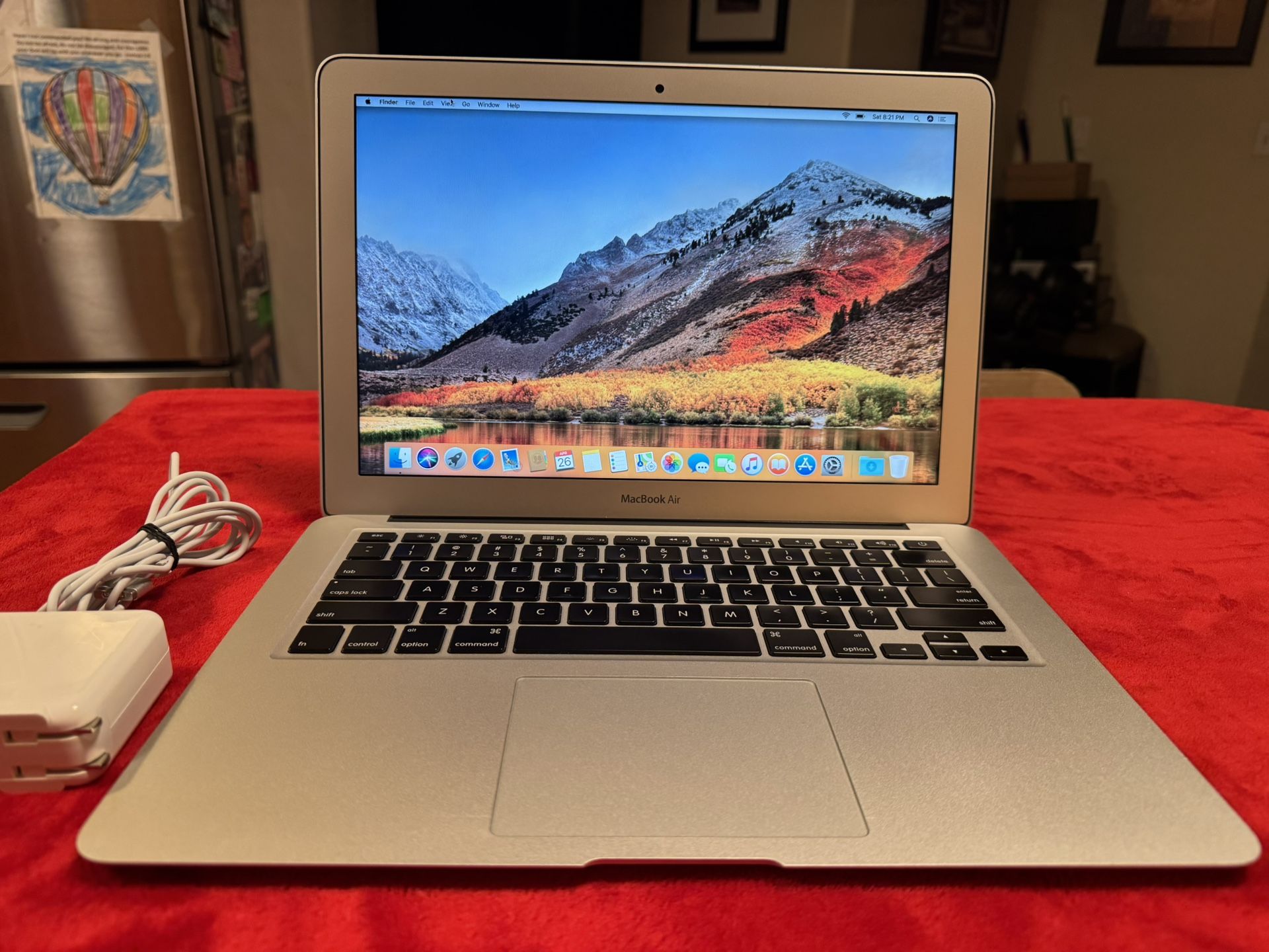 Apple MacBook Air -13”-2017, i7 (3.2Ghz), 8GB RAM, 256GB SSD, Extras Available: 1TB M.2 NVME SSD