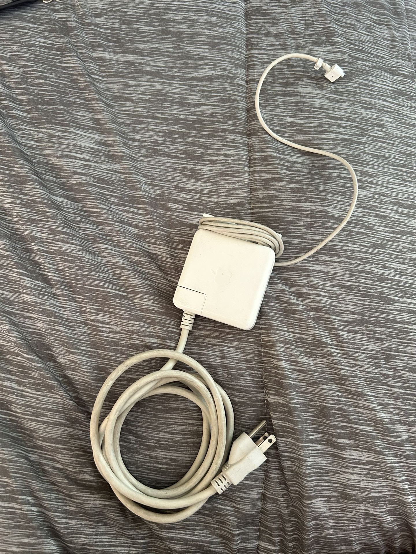 MacBook Pro charging Cord 
