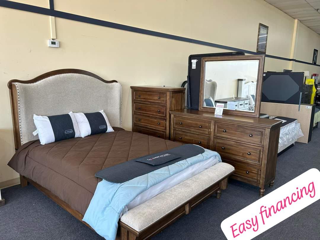 $50 Down Finance Bedroom Set Queen Bed King Bed Sectional Sofa And Loveseat Reclining Sectional Reclining Sofa Dining Table Chairs