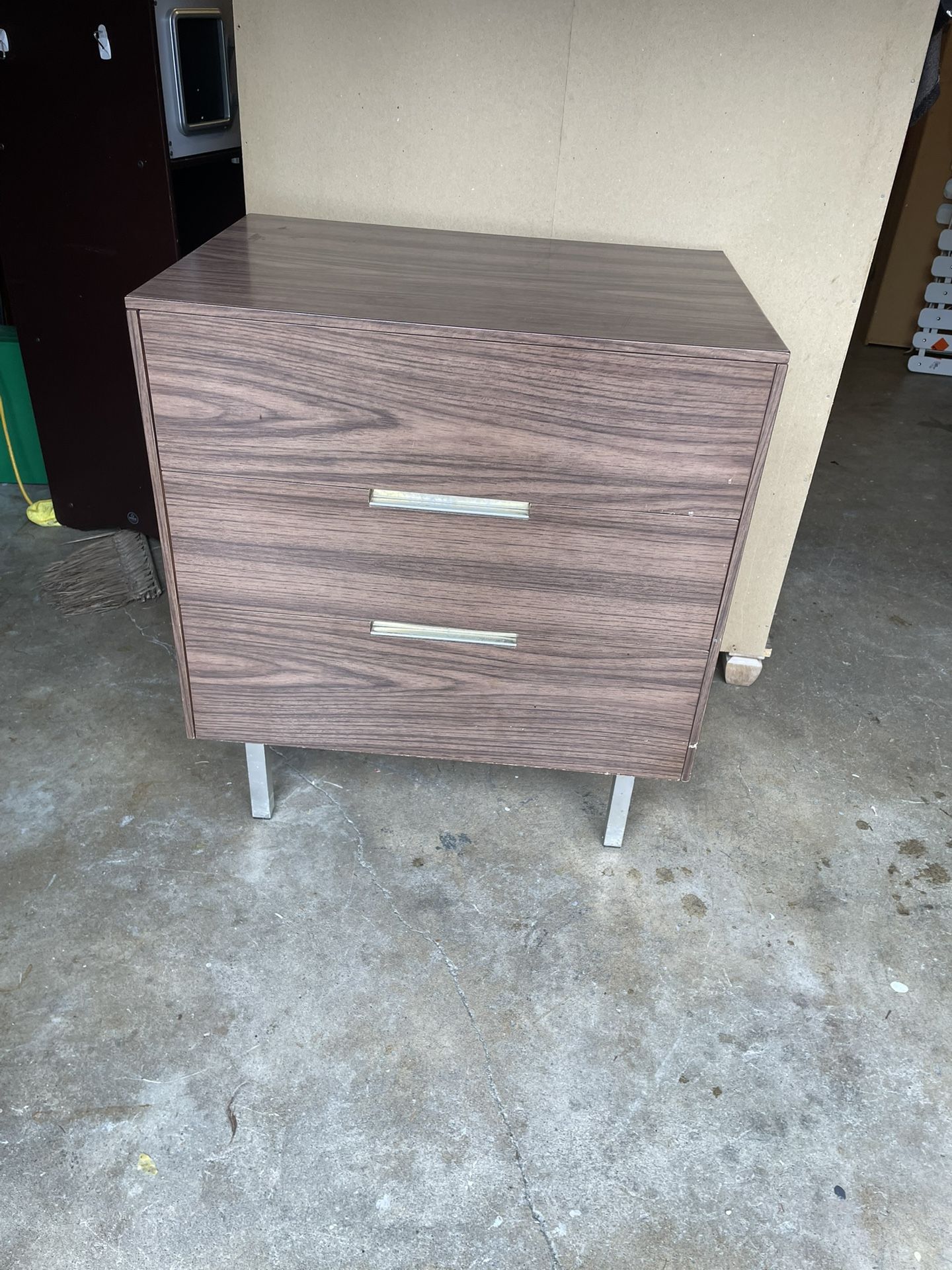 Nice RWAY dresser With 3 Drawers