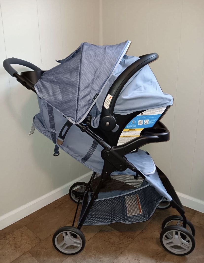 COSCO Kids Lift & Stroll Travel System