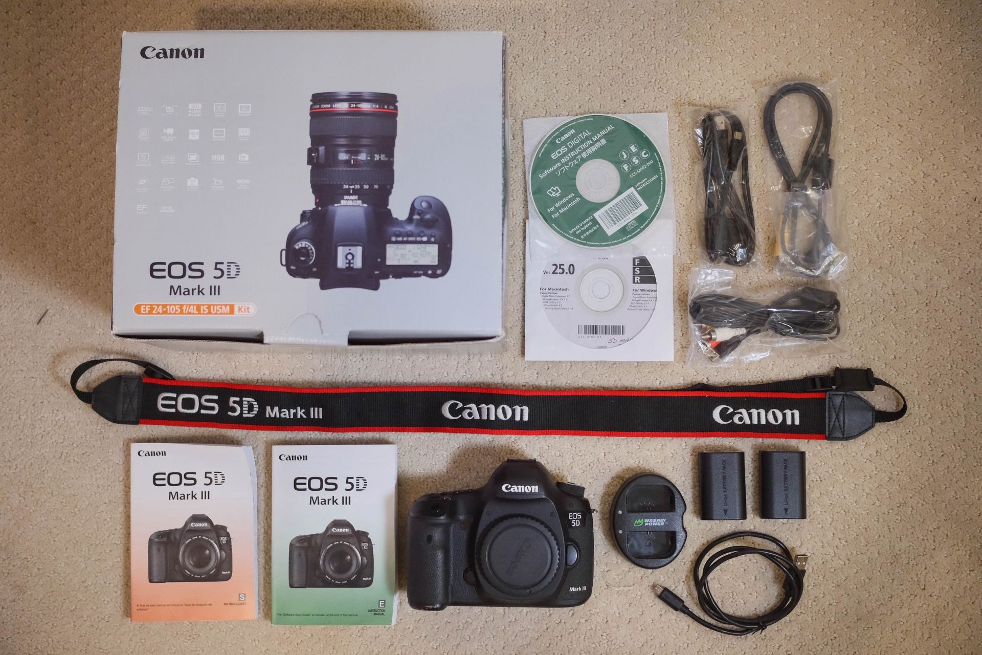 Canon 5D MK III (w/Original Box, Batteries, Accessories)