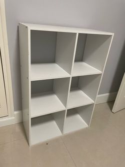 Cubby shelf
