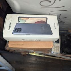 SAMSUNG GALAXY A12