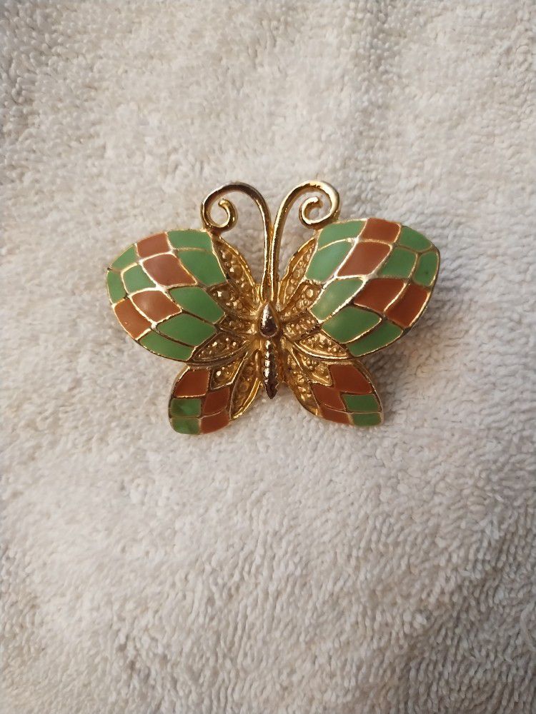 Beautiful Vintage Enamel Butterfly Brooch 