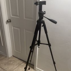 Bluetooth Remote Tripod New 