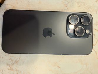 Used iPhone 15 Pro black 512GB