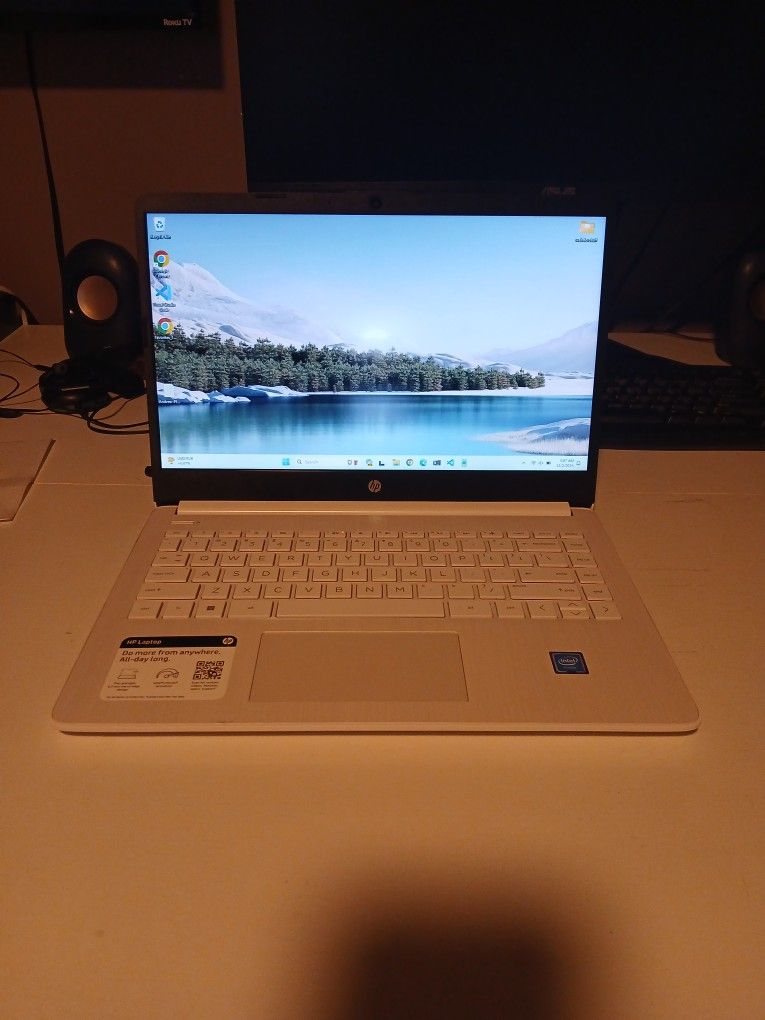 HP WINDOWS 11 14" LAPTOP