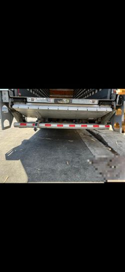 2018 Lift Gate Maxon