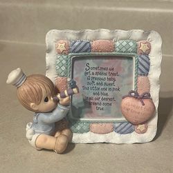 Precious Moments 1996 Baby Photo Frame Figurine