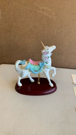 Carousel unicorn