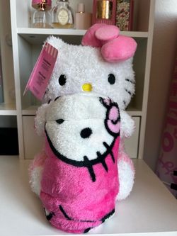 Hello Kitty plush/blanket