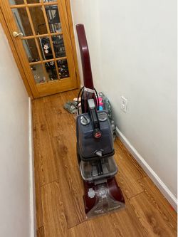 Hoover Carpet cleaner
