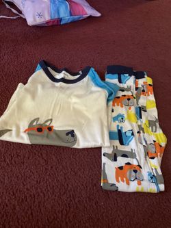 Boys pjs size 6