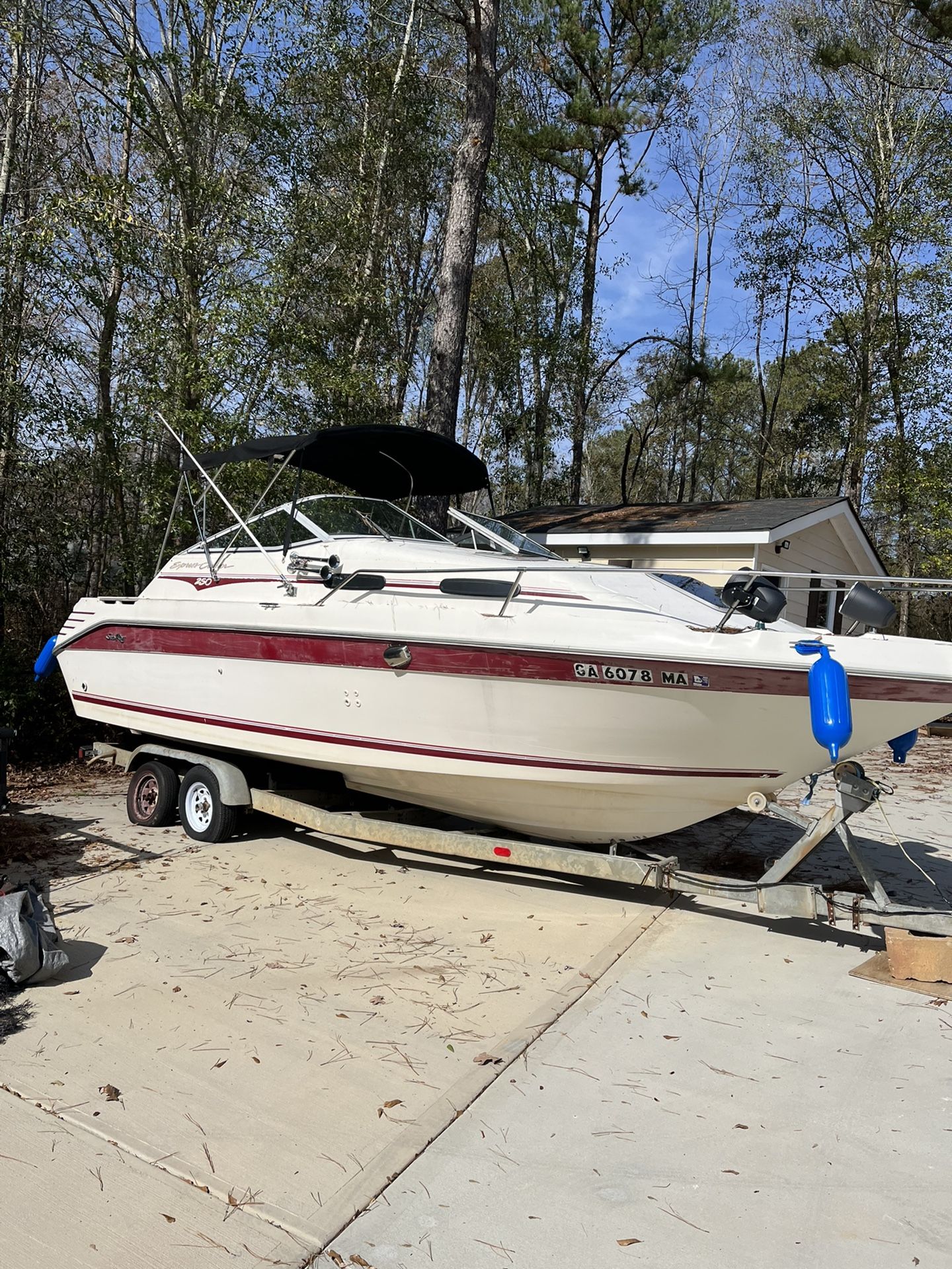 Boat Sea Ray 25Ft Year 93 With Cabin . Make An Offer, Need Sell Asap!!