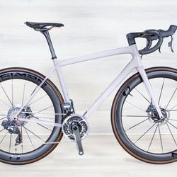 Specialized Aethos Pro, Size- 54, Carbon fiber road bike, Carbon wheels