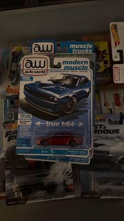 CHASE 2019 Dodge Challenger R/T Scat Pack Red Chase Edition 1/64 Auto World Modern Muscle
