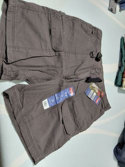Brand New with Tags- Brown Wrangler Mens shorts