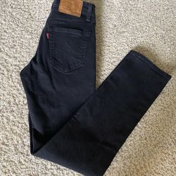 Black Levi Jeans