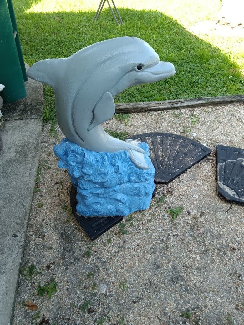Dolphin Statue Or Fountain