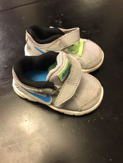 Little Boys Size 4 Nike’s