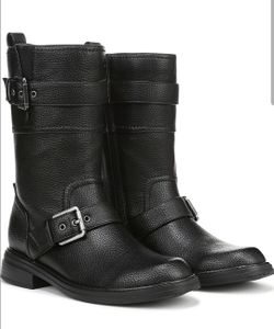 Naturalizer Women's Latoya
 Black US Size 9 Wide Width