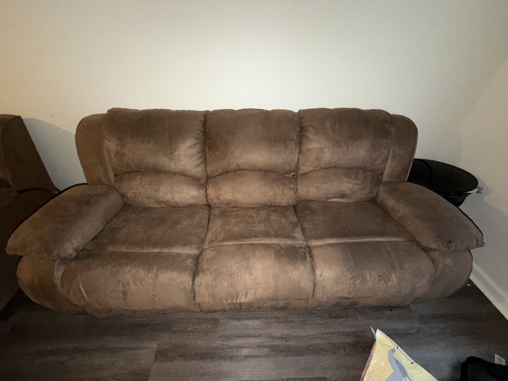 Brown Furniture Set Freeee! Come Get It !