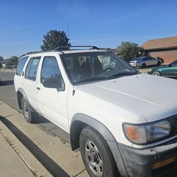 1996 Nissan Pathfinder