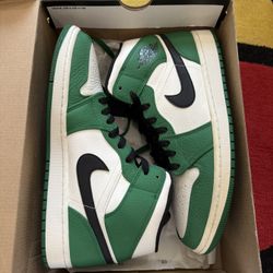 Jordan 1 Mid Pine Green 