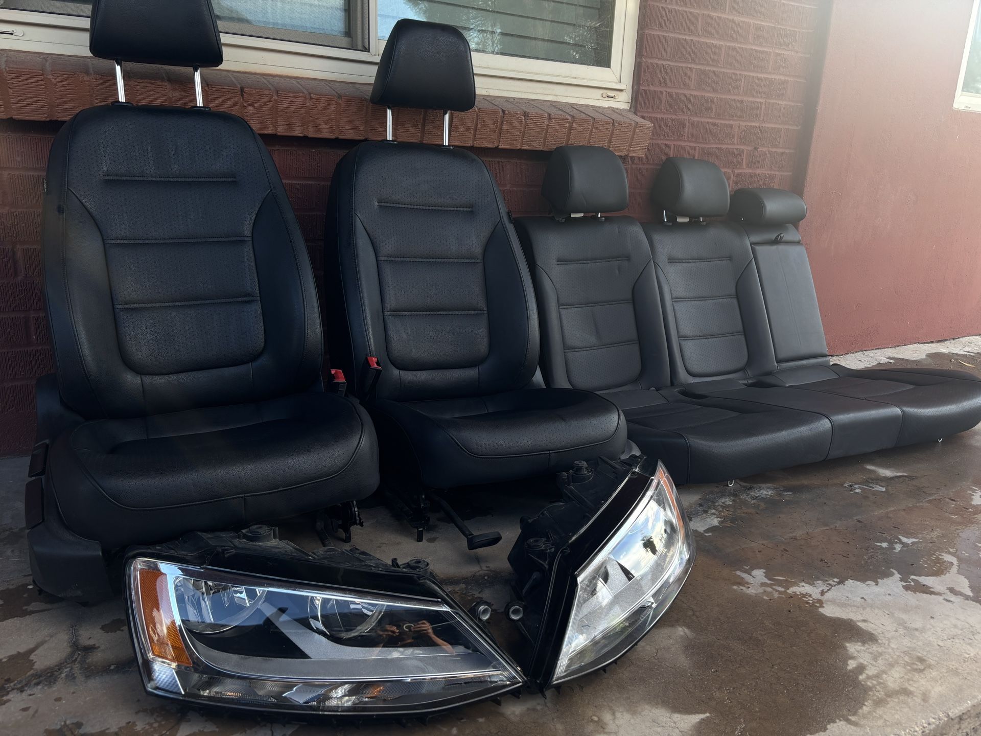 2016 VW Jetta Full Set of Leather Seats + Headlight Housings – $250 (Tucson, AZ