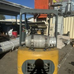 Used Forklift $5000 Or Best Offer