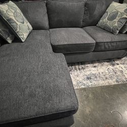 Alanis Bay Sofa Chaise