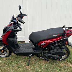 2024 Moped 250cc 