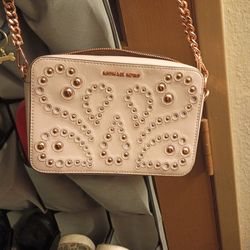 Gently Used Michael kors Crossbody