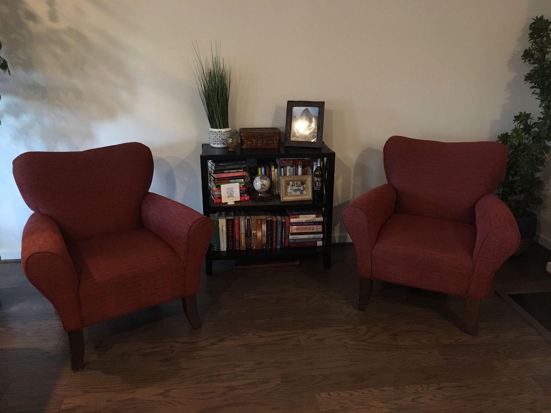 Set of 2 Red chairs