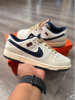 Nike Dunk men size 8.  8.5.  9. 9.5.   10.  11.