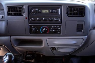 1999 Ford F-450 Chassis Thumbnail