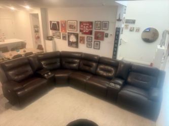 Sectional leather couch