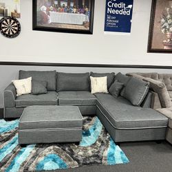 Gray Sofa Sectional w/ Ottoman 