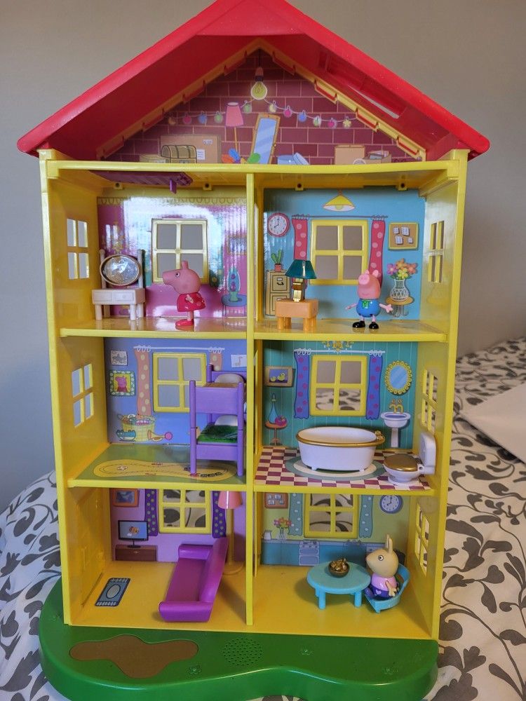 Peppa Pig Dollhouse