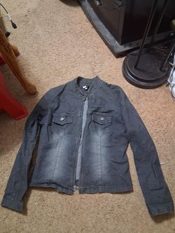 Denim Zip-Up Jacket p2