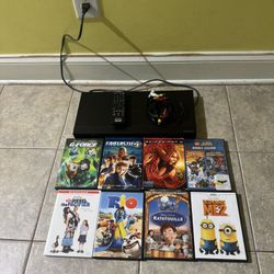 DVD player PLUS 8 family Movies