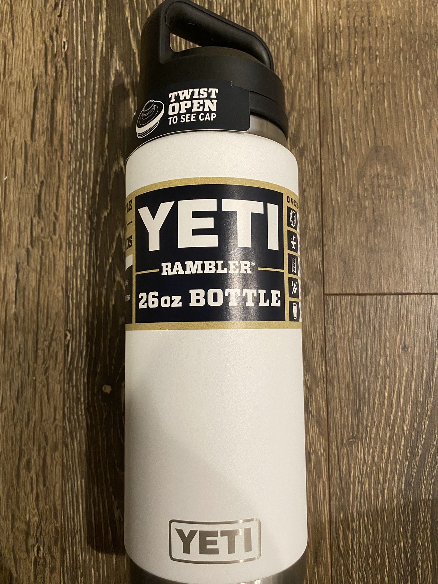 YETI Insulated Bottle ( NEW)