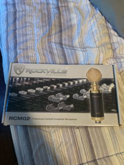 Gold microphone