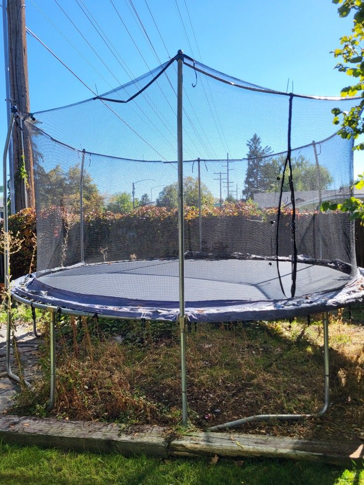 Trampoline