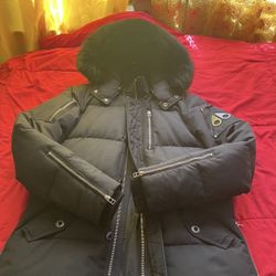 Moose Knuckles Medium