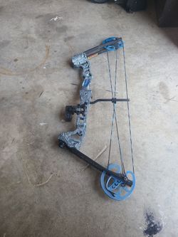 Archery bow youth.